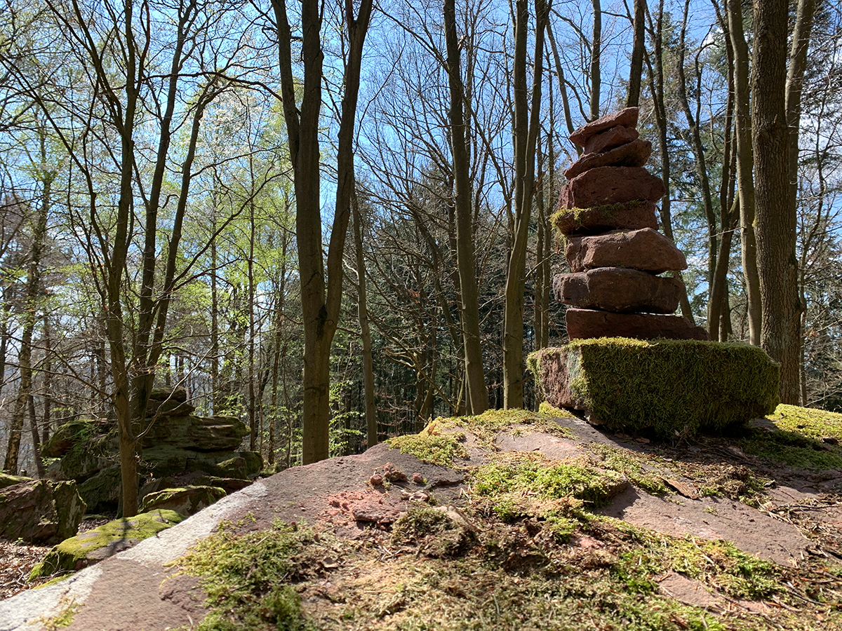 Steinmanderl - beliebt bei Wanderern, gehasst von Archäologen